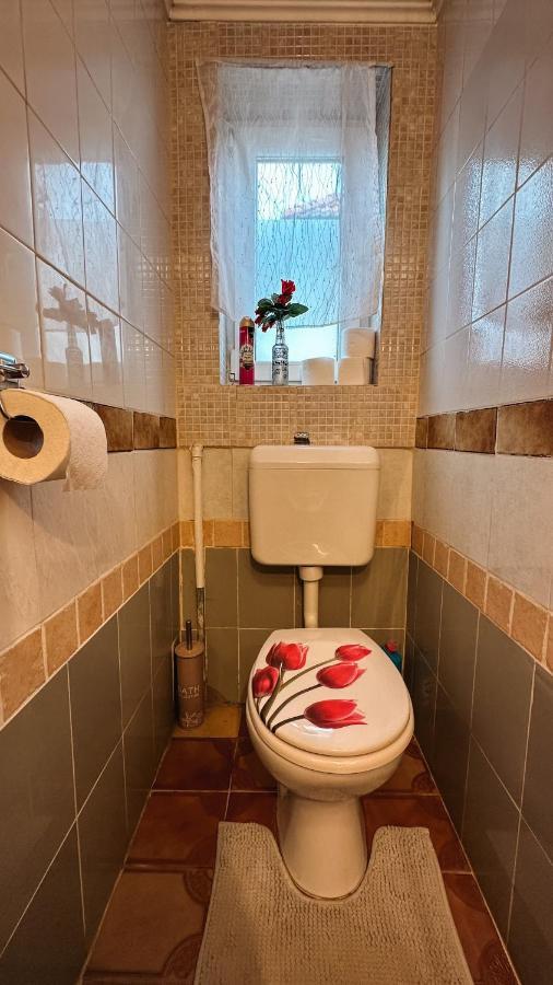 Napfeny Vendeghaz Hotel Győr Buitenkant foto